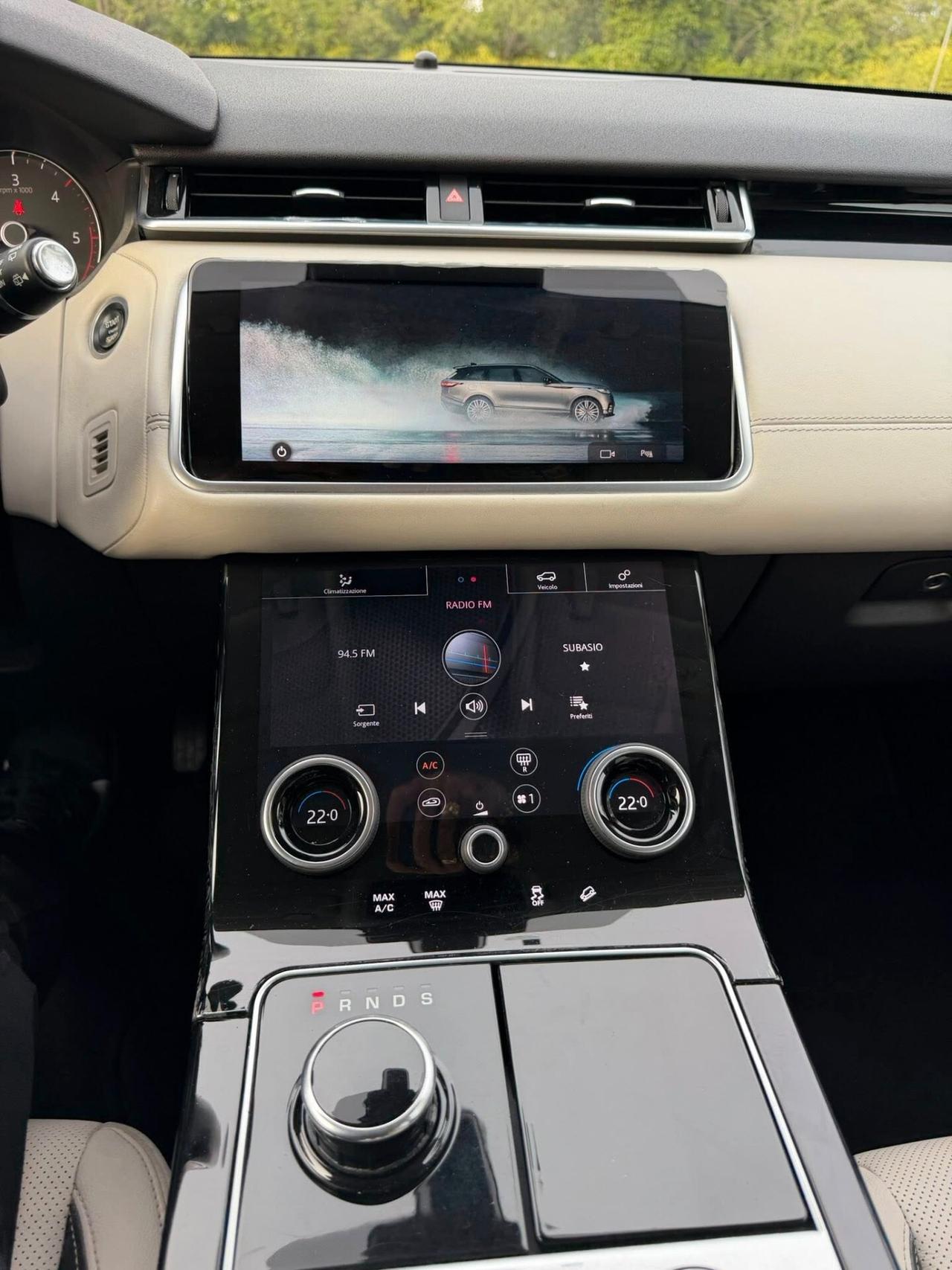 Land Rover Range Velar 2.0D I4 180 CV R-Dynamic HSE