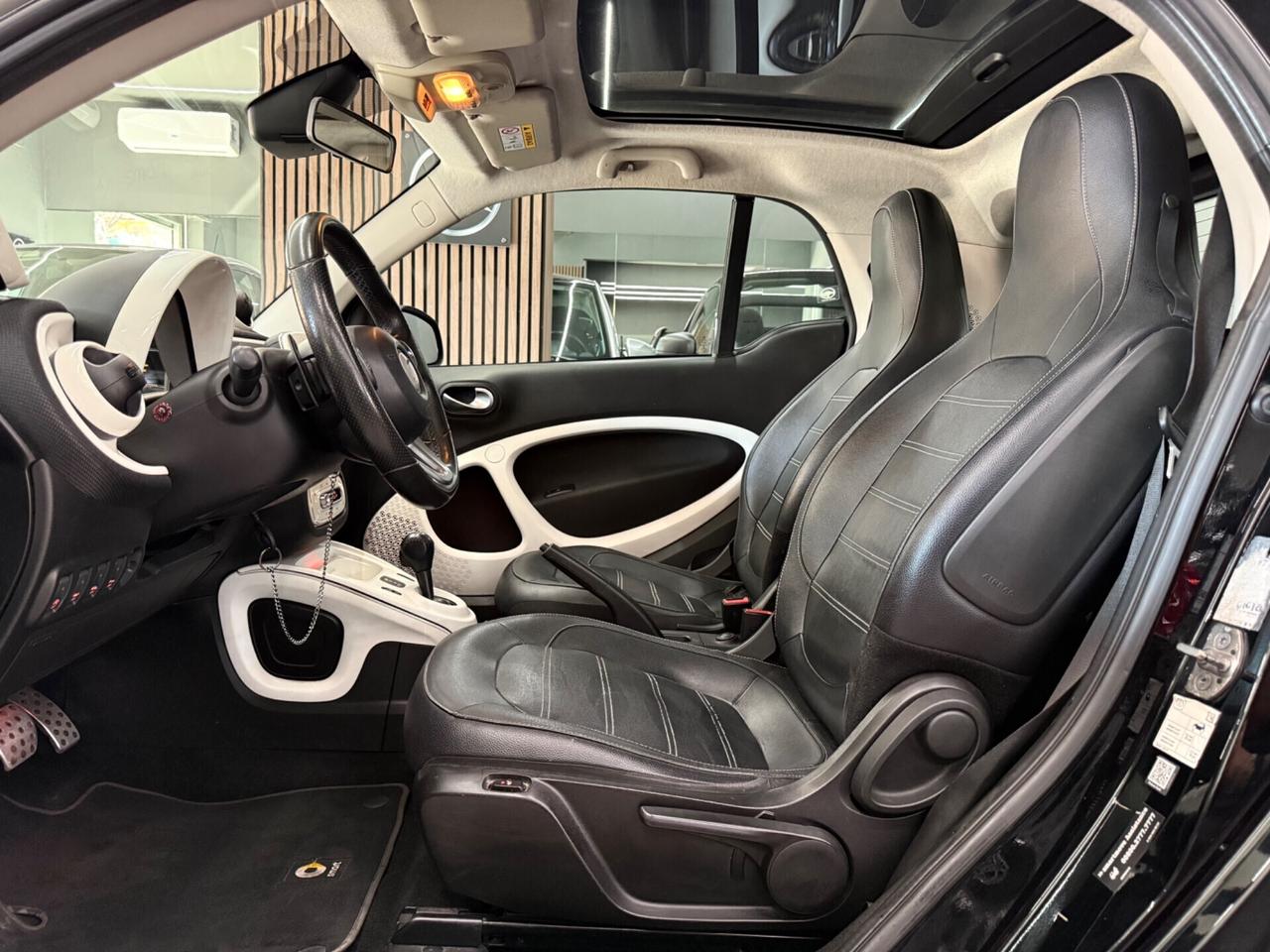 Smart ForTwo 70 1.0 Prime NAVI-KAMERA-LED Pronta consegna