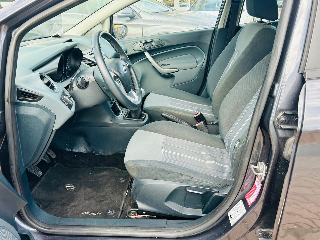 Ford Fiesta 1.4 TDCi 5p. Titanium