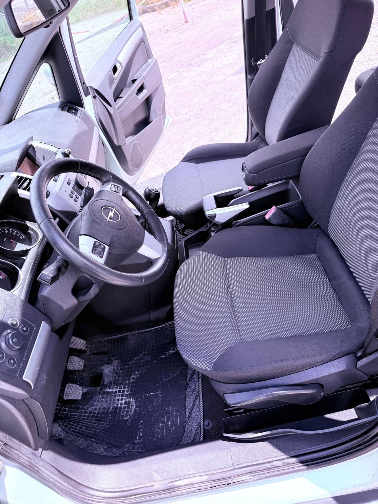 Opel Zafira 1.6 16V metano