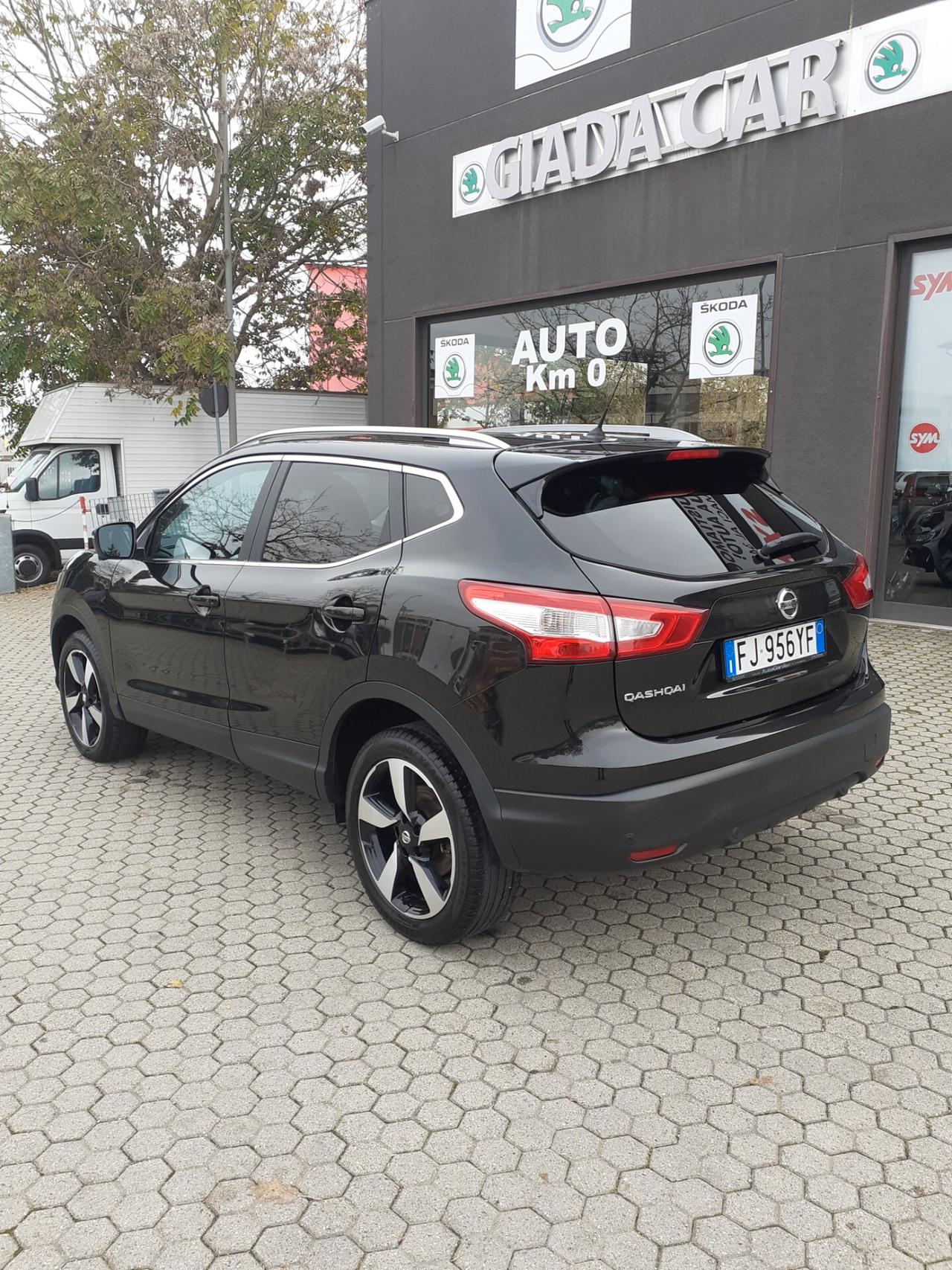 Nissan Qashqai 1.6 dCi 4WD Black Edition