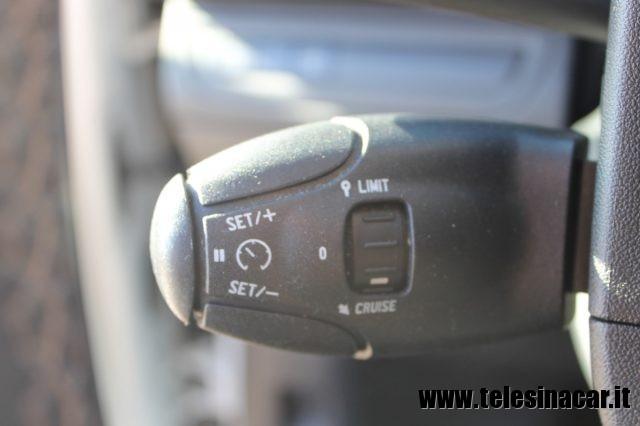 PEUGEOT 2008 1.5 BlueHDi 120cv EAT6 S&S Allure