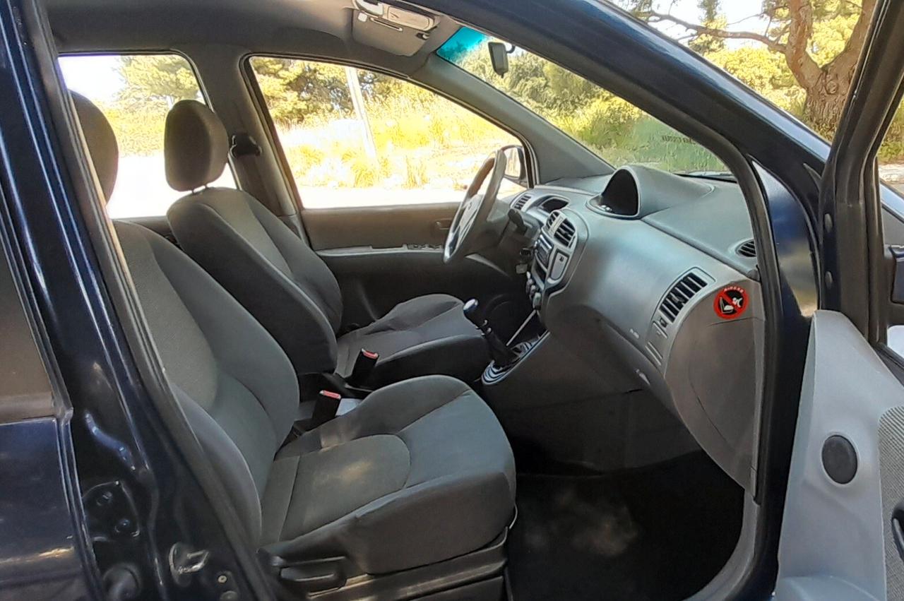 Hyundai Matrix 1.5 CRDi TD VGT Style MY 2008