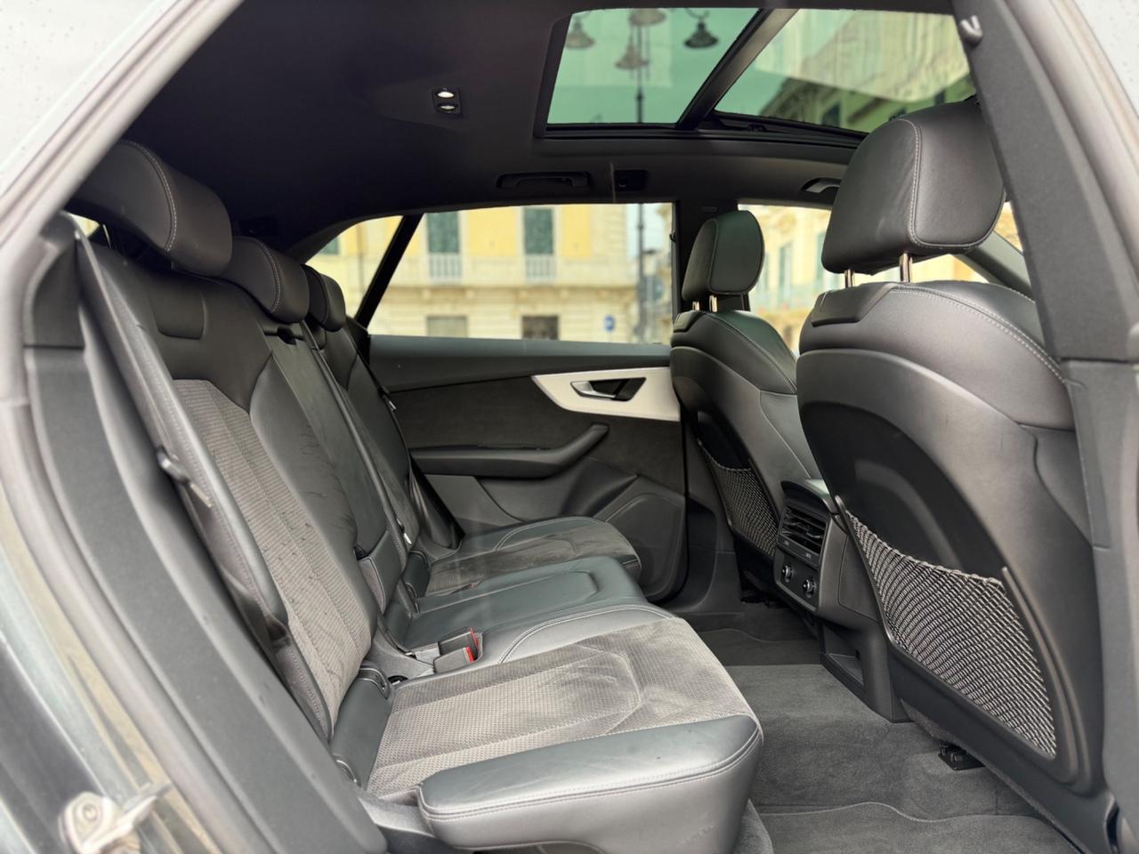 Audi Q8 50 TDI 286 CV QUATTRO S LINE EDITION TETTO MATRIX LED