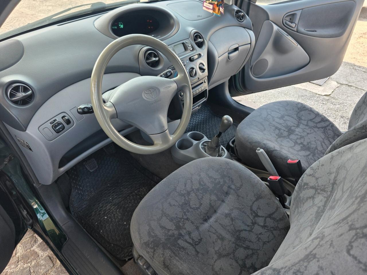 Toyota Yaris 1.4 Tdi D-4D cat con 207.000km Neopatentati ok