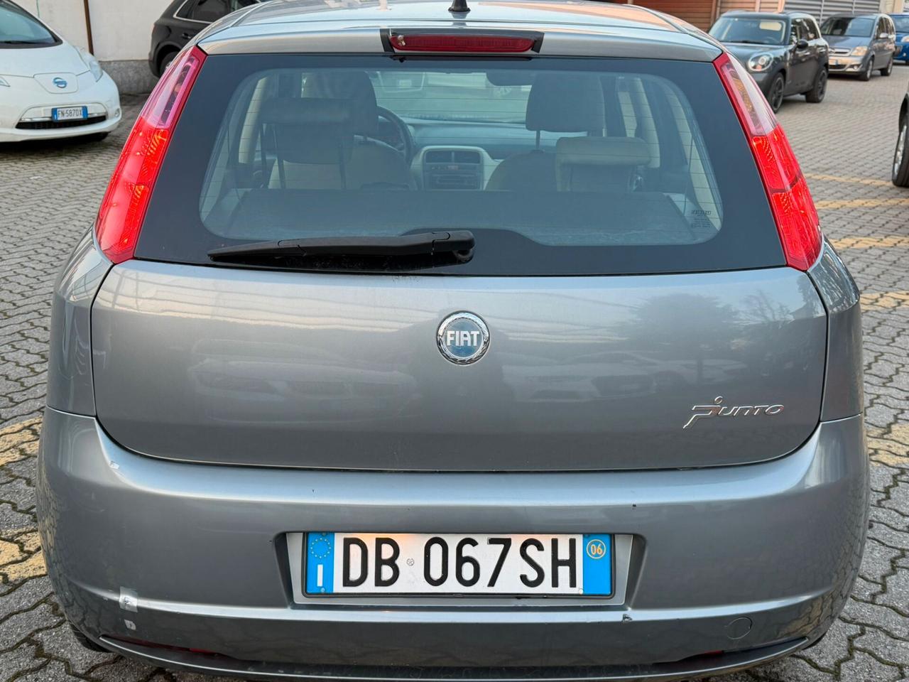 Fiat Grande Punto 1.3 MJT 75 CV 5 porte Dynamic