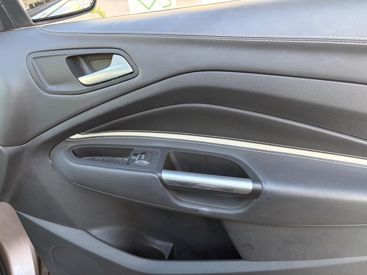 Ford Kuga 2.0 TDCI 150 CV S&S 2WD Vignale