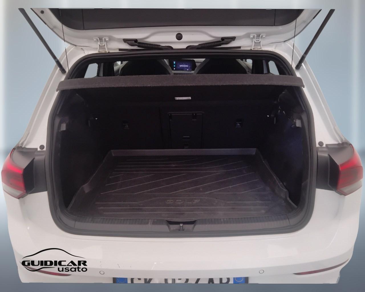 VOLKSWAGEN Golf VIII 2020 - Golf 1.5 etsi evo R-Line 130cv dsg