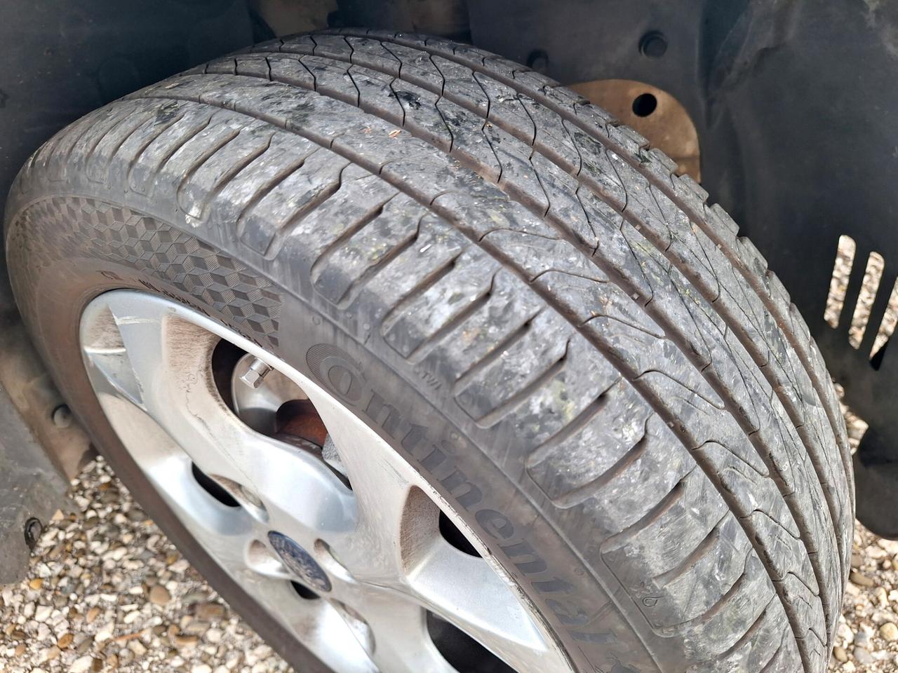 Ford Fiesta 1.4 5p. Bz.- GPL Titanium