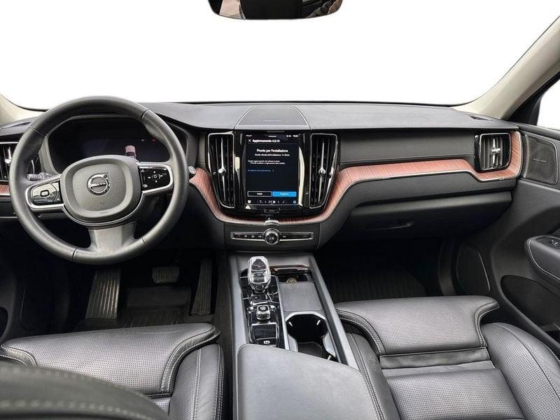 Volvo XC60 II 2022 2.0 b4 Ultimate Dark awd auto