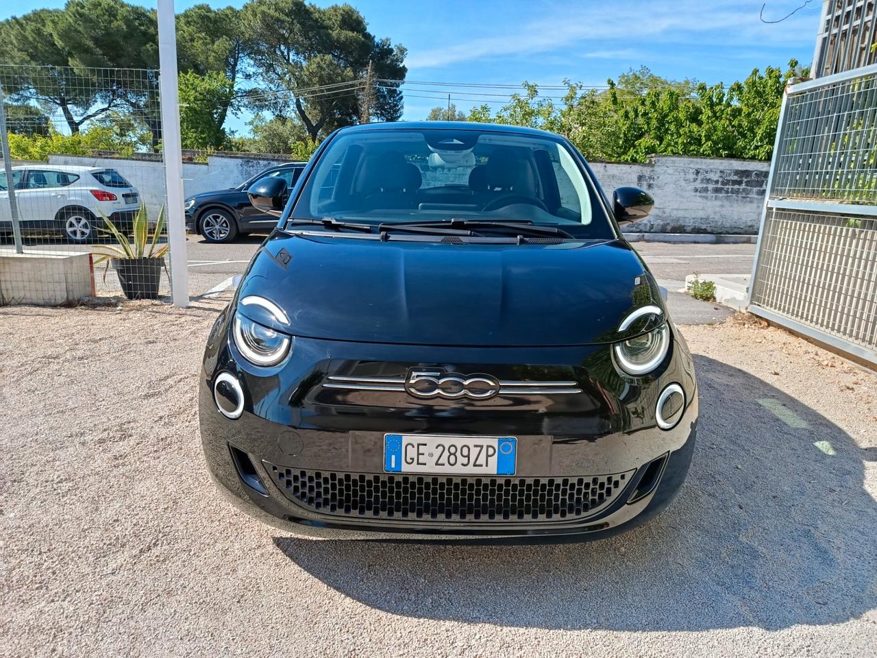 Fiat 500 500e Berlina 42 kWh Passion