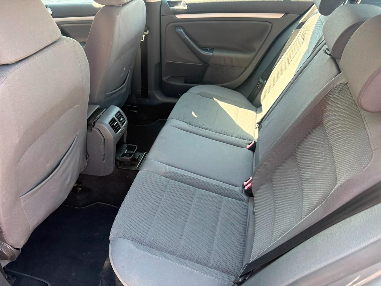 Volkswagen Golf 1.6 5p. Comfortline