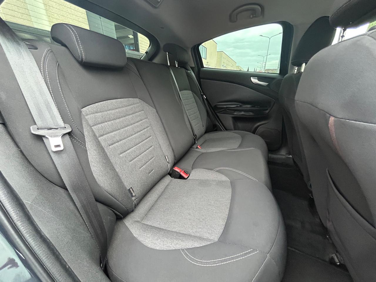 Alfa Romeo Giulietta 1.6 JTDm TCT 120 CV Business