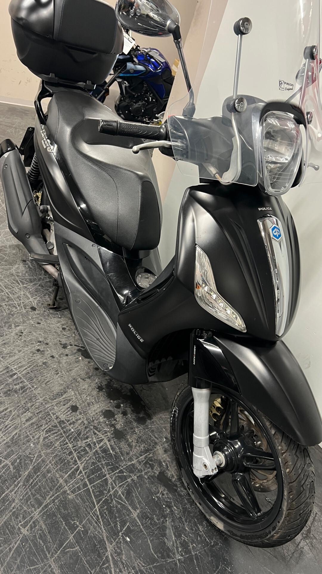 Piaggio Beverly 350 Police