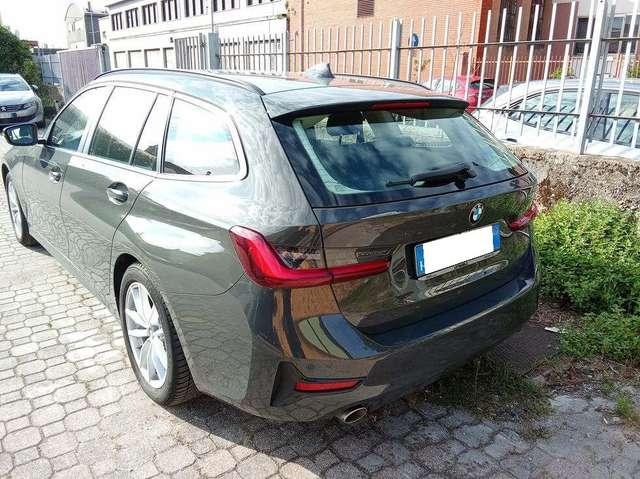 BMW 318 d Touring MHEV 48V Steptronic Business Advantage