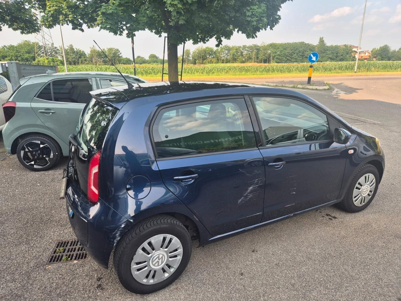 Volkswagen up! 1.0 75 CV 5p. high up!
