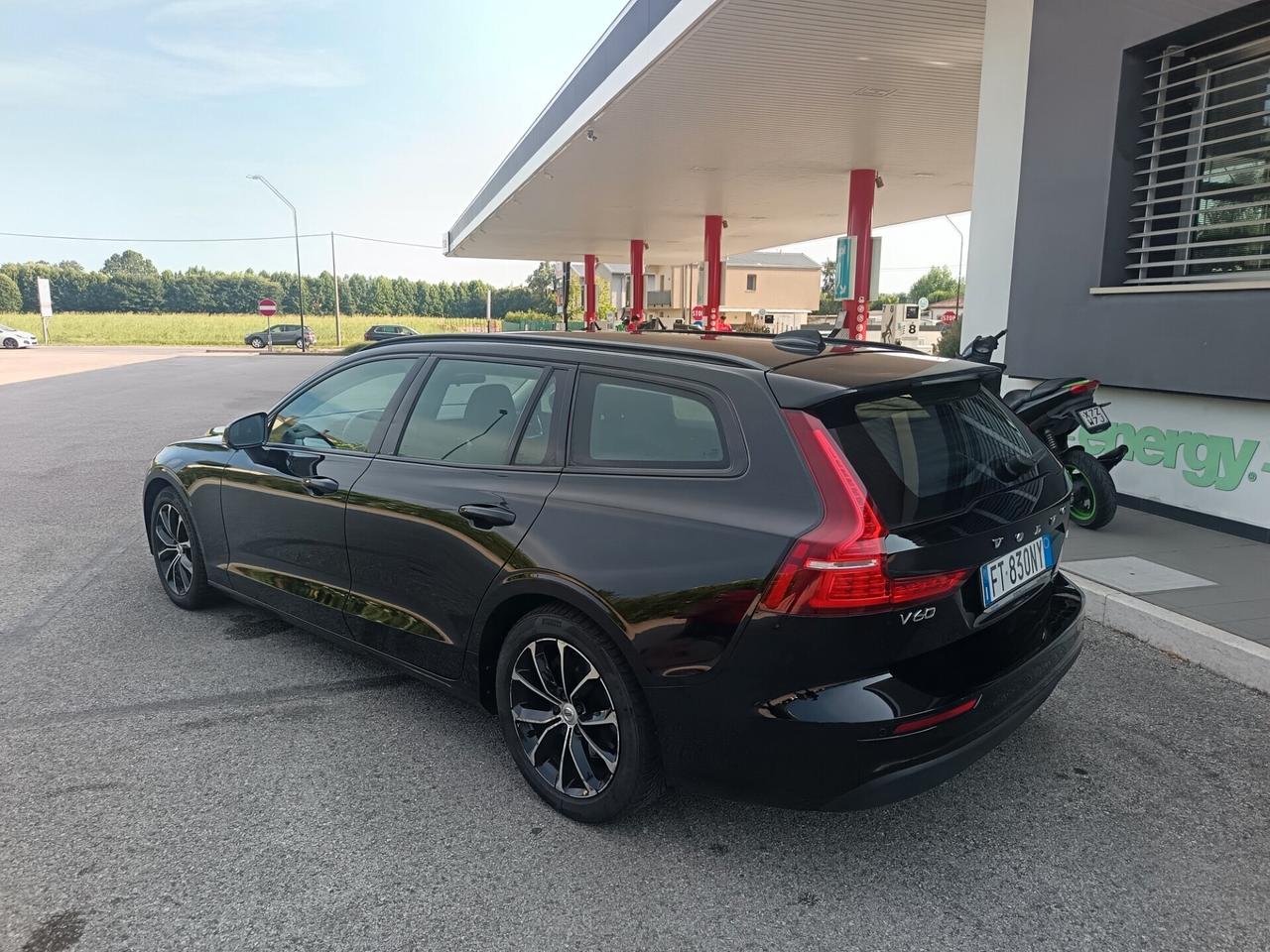 Volvo V60 D3 Geartronic Business Plus 2019.