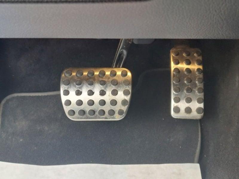 Mercedes-Benz CLA CLA 180 d AMG Line Premium