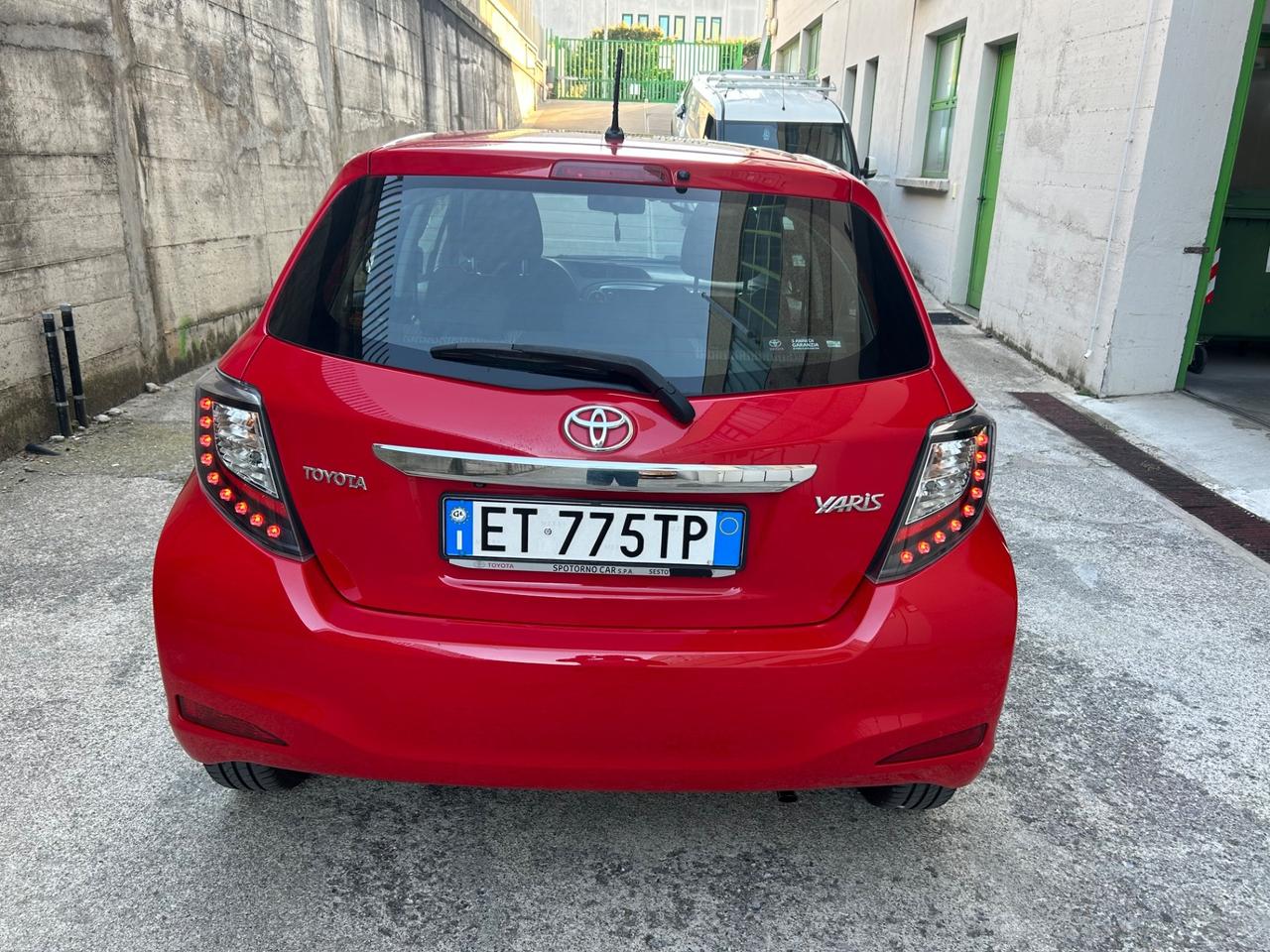 Toyota Yaris 1.0 5 porte Lounge