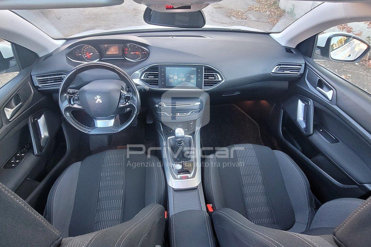 PEUGEOT 308 BlueHDi 120 S&S Business