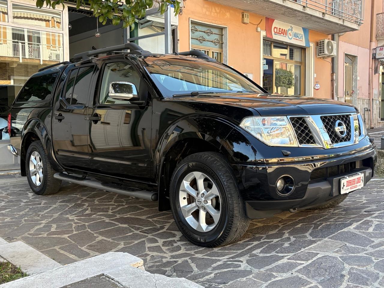 Nissan Navara 2.5 dCi Double Cab PICK UP HARD TOP