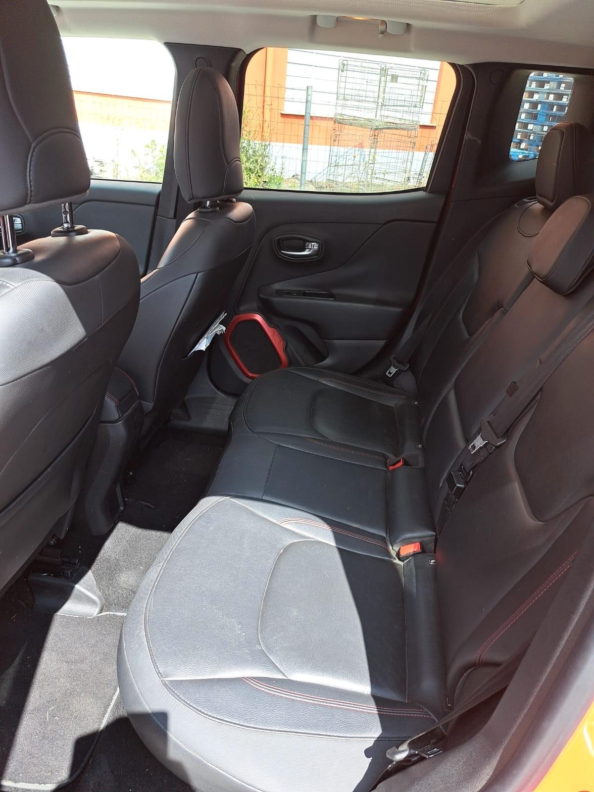 Jeep Renegade 2.0 Mjt 170CV 4WD Active Drive Low Trailhawk