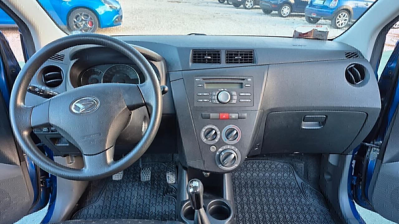 Daihatsu Cuore 1.0 12V Sho 69CV