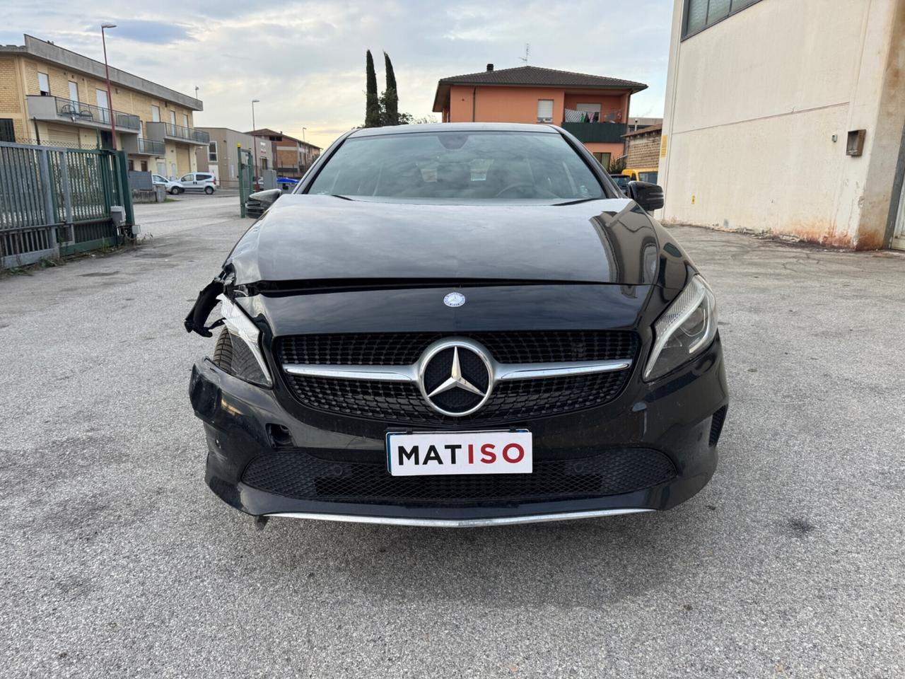 PACCHETTO: Classe A-Bmw 316D. NON SONO VENDIBILE SEPARATAMENTE