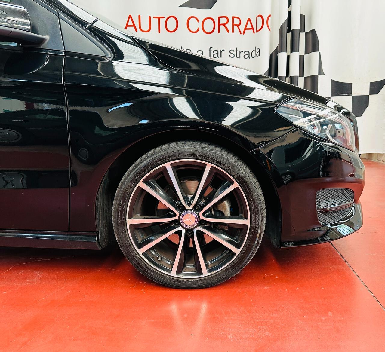 Mercedes-benz B 200d 136cv Night edition Sport F.L