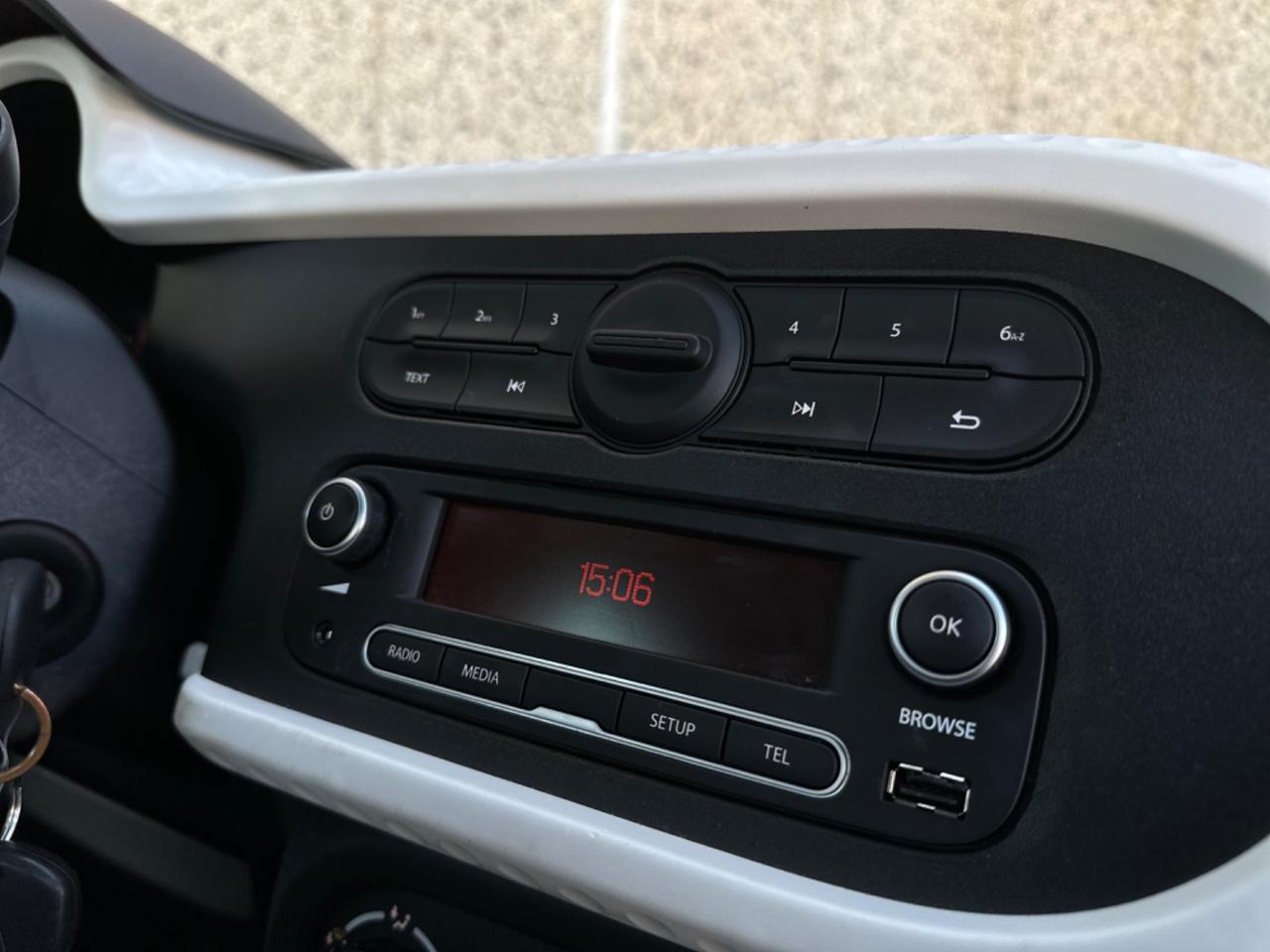RENAULT TWINGO 1.0 SCe | 12 MESI GARANZIA