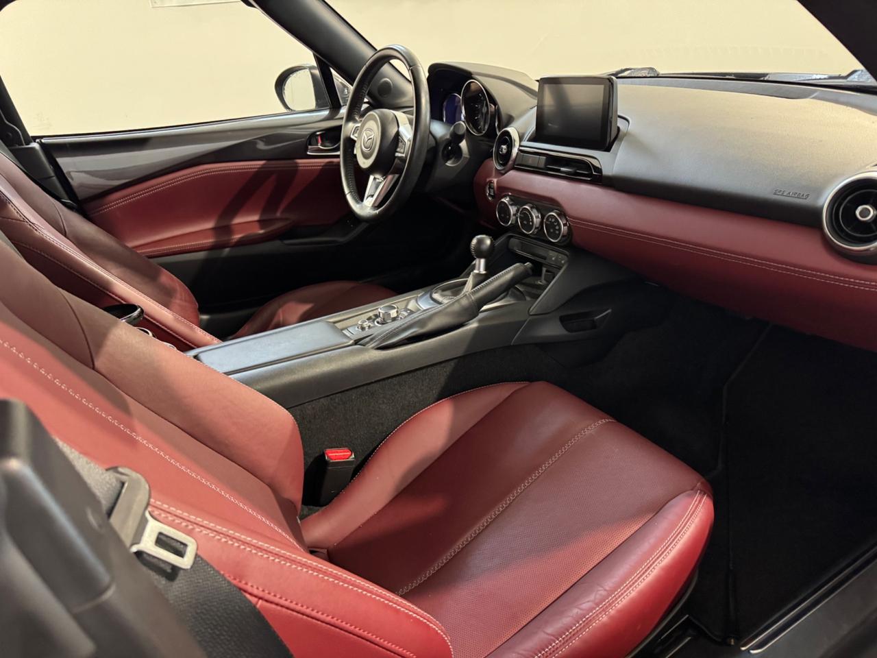 Mazda MX-5 1.5L Skyactiv-G 1 PROPRIETARIO