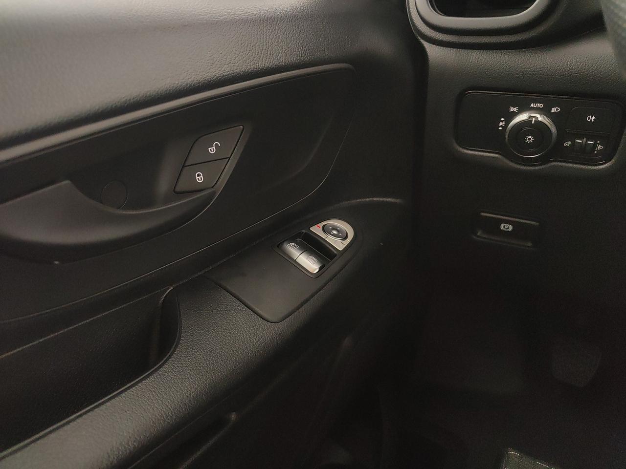 Mercedes-Benz Vito Furgone PRO 114 CDI Long