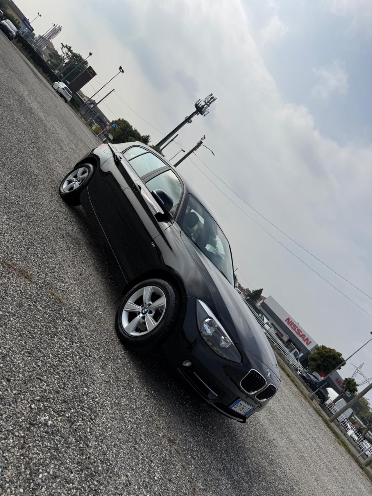 Bmw 116 116d 5p. Sport