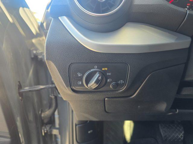 AUDI Q2 30 TDI S tronic LED Navigatore Radar ACC 18" PDC