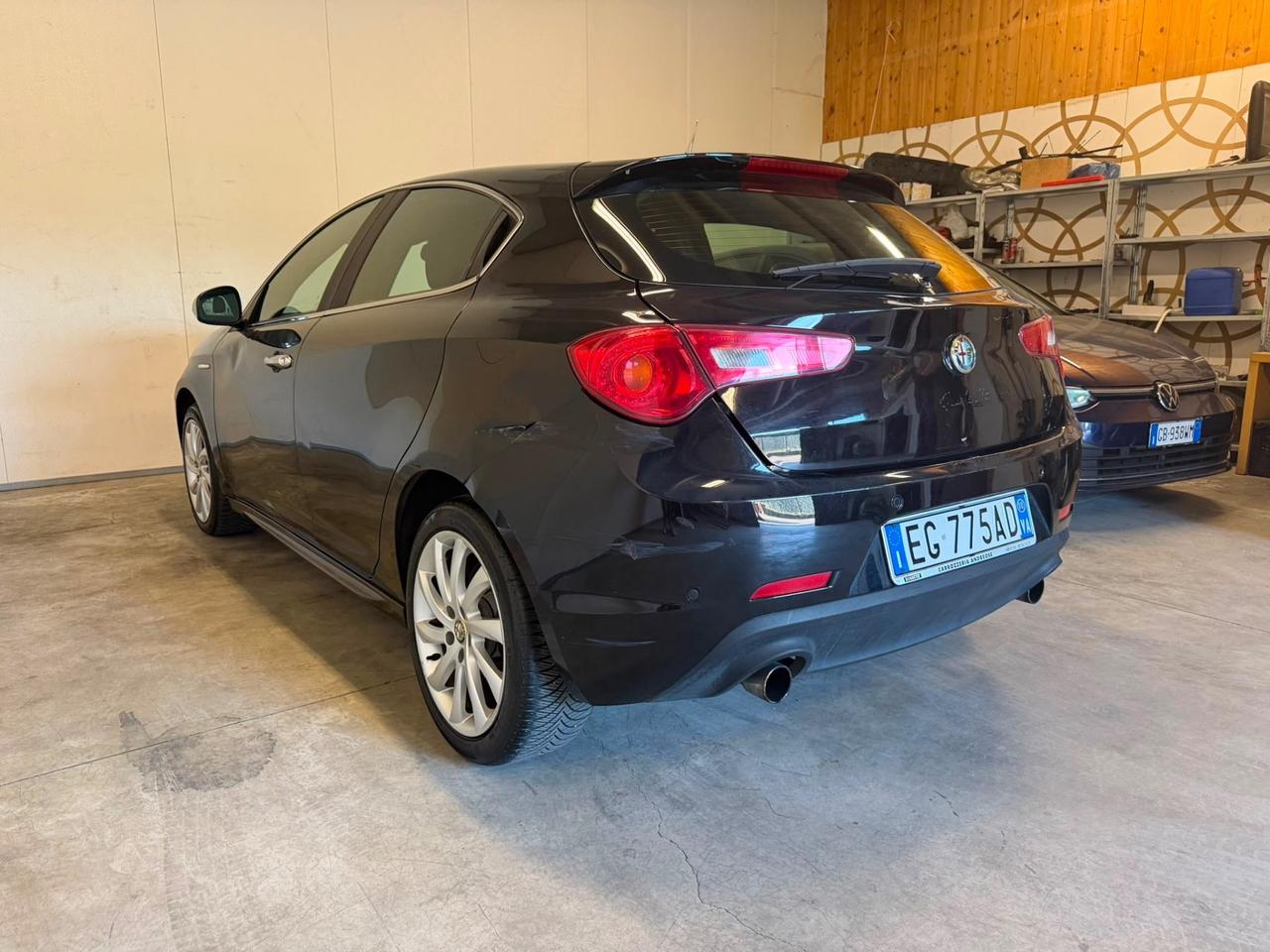 Alfa Romeo Giulietta 2.0 JTDm-2 140 CV Distinctive
