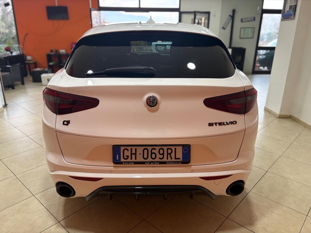 Alfa Romeo Stelvio 2.2 210 CV AT8 Q4 Estrema permute finanziamenti