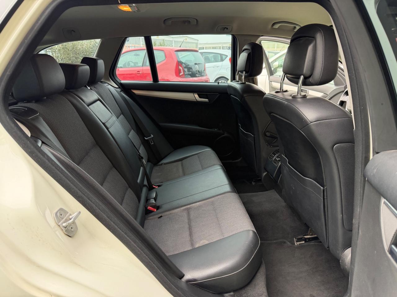 Mercedes-benz C 220 200 CDI BlueEFFICIENCY Avantgarde