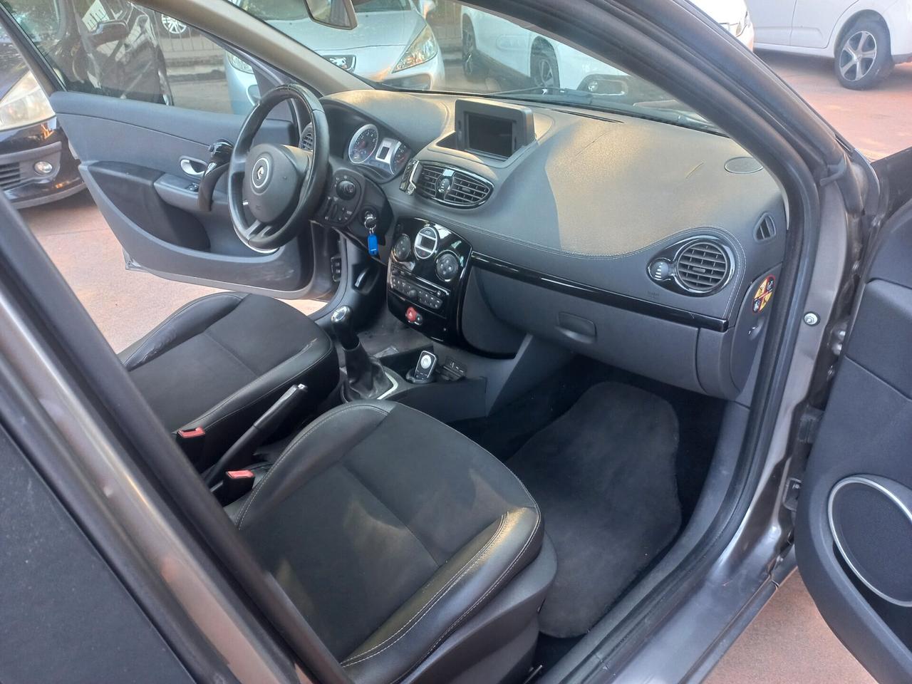 Renault Clio 1.2 16V TCE 105CV 5 porte Live!