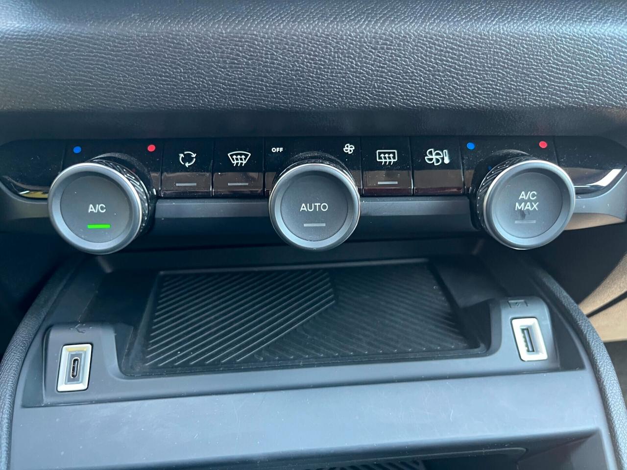Citroen C4 PLUS UNIPRO' TAGLIANDI CITROEN *PREZZO VERO*
