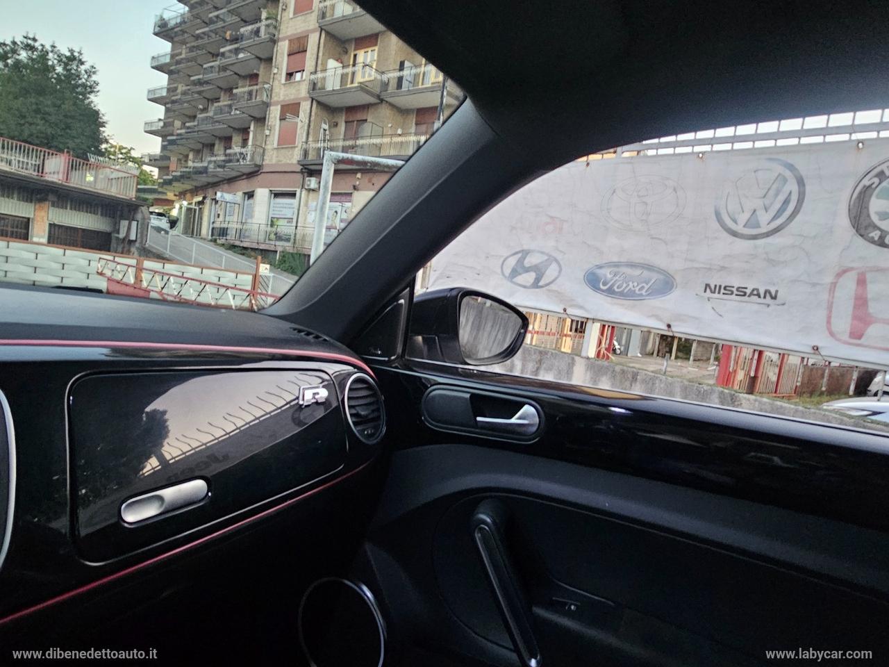 VOLKSWAGEN Maggiolino 2.0 TSI DSG Sport