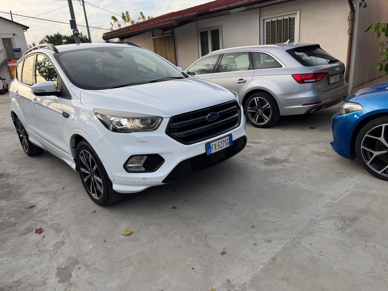 Ford Kuga 1.5 TDCI 120 CV S&S 2WD ST-Line