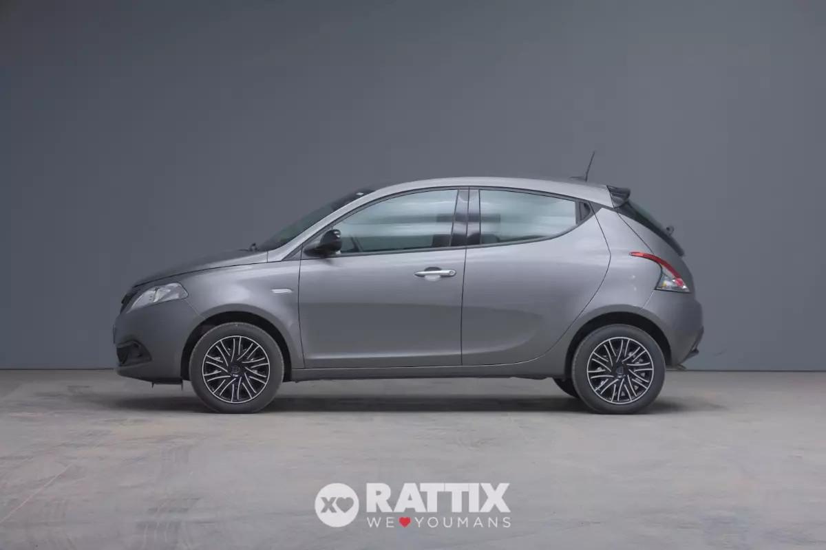 Lancia Ypsilon 1.0 Firefly Hybrid 70CV Oro