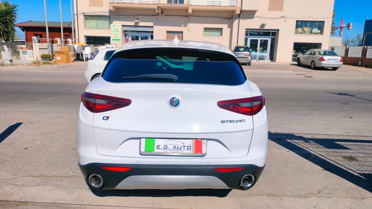 Alfa Romeo Stelvio 2.2 Turbodiesel 210 CV AT8 Q4 Sport Edition