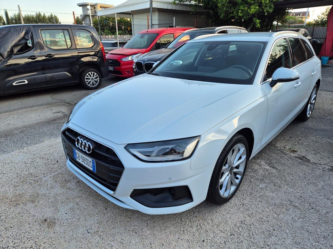 Audi A4 Avant 35 TDI/163 CV S tronic Business