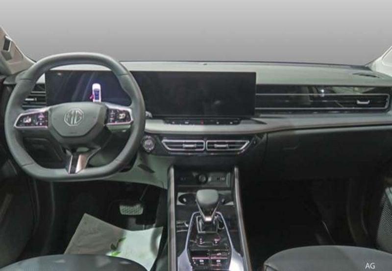 MG HS 1.5 Luxury