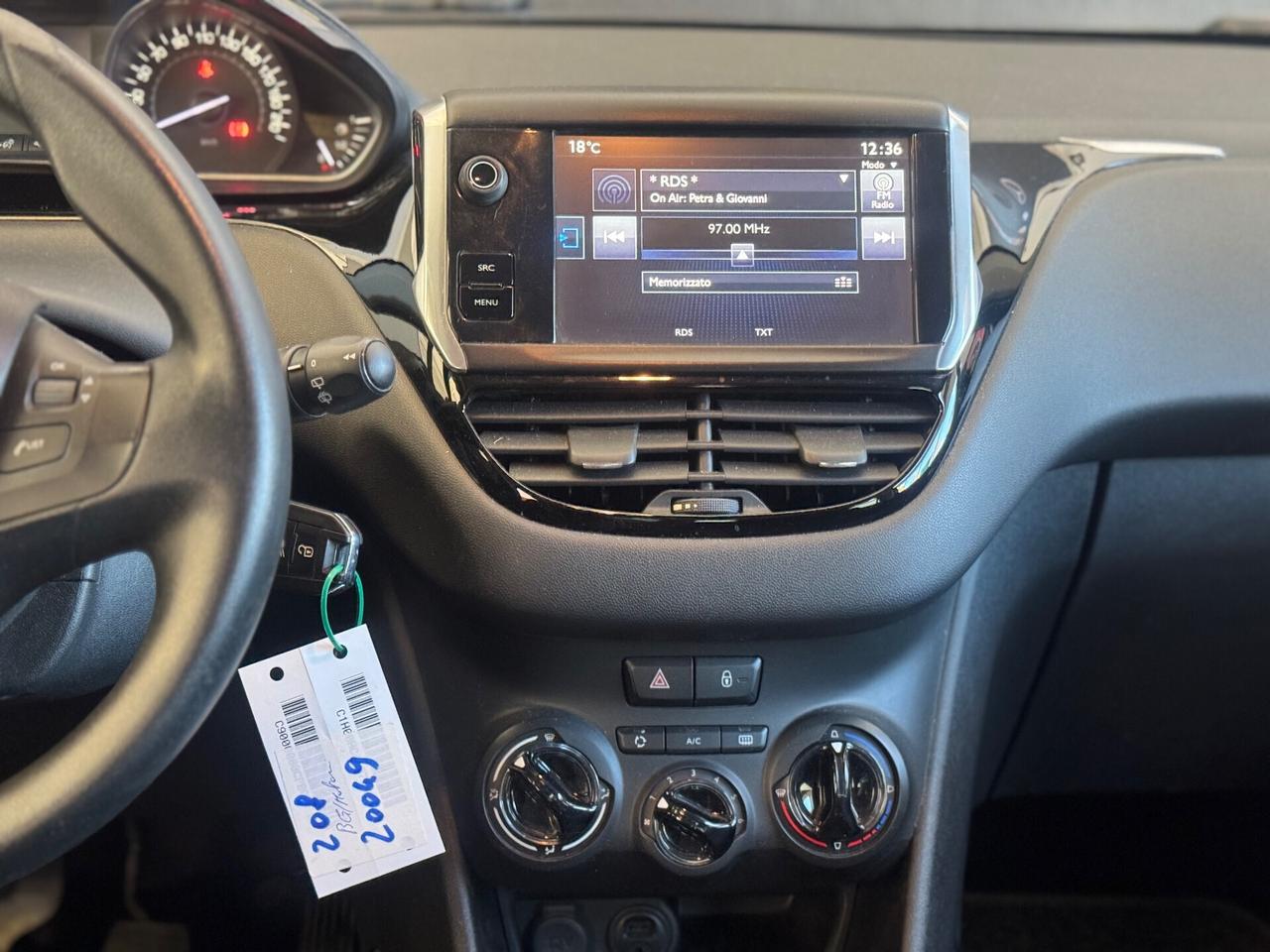 Peugeot 208 BlueHDi 75 5 porte Allure