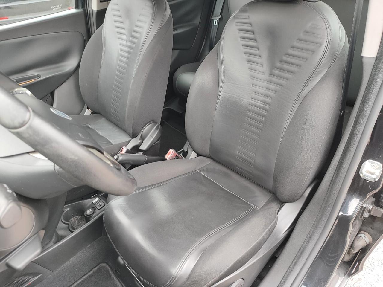 Lancia Ypsilon 1.2 69 CV 5 porte Platinum