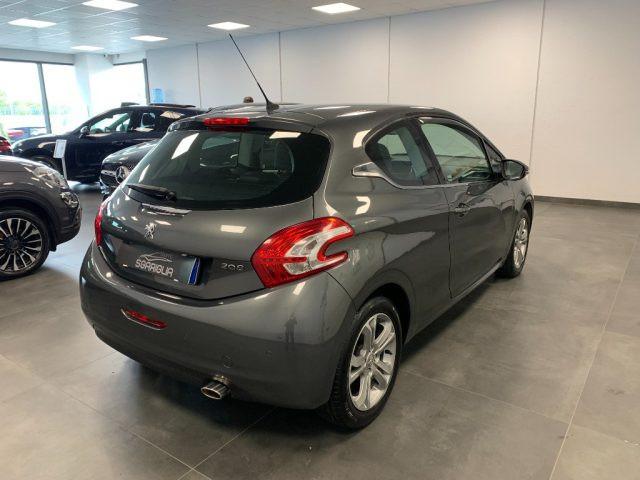 PEUGEOT 208 1.4 HDi 3 Porte Allure