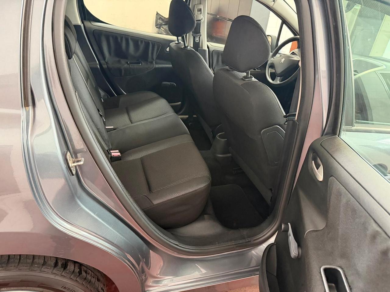 Peugeot 207 1.4 8V 5p. Energie Sport ECO GPL