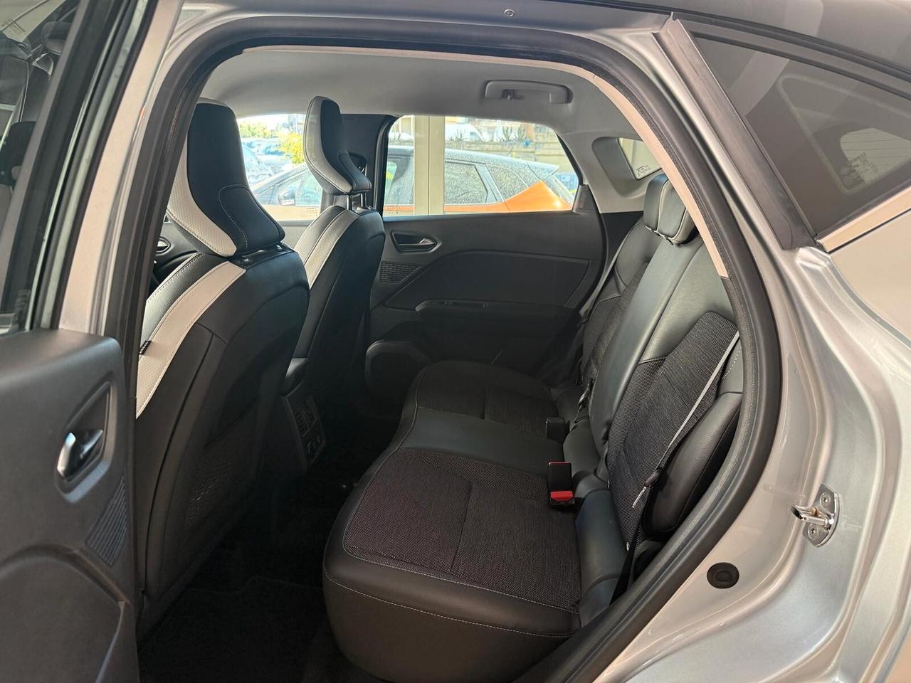 Renault Captur TCe 100 CV Intens
